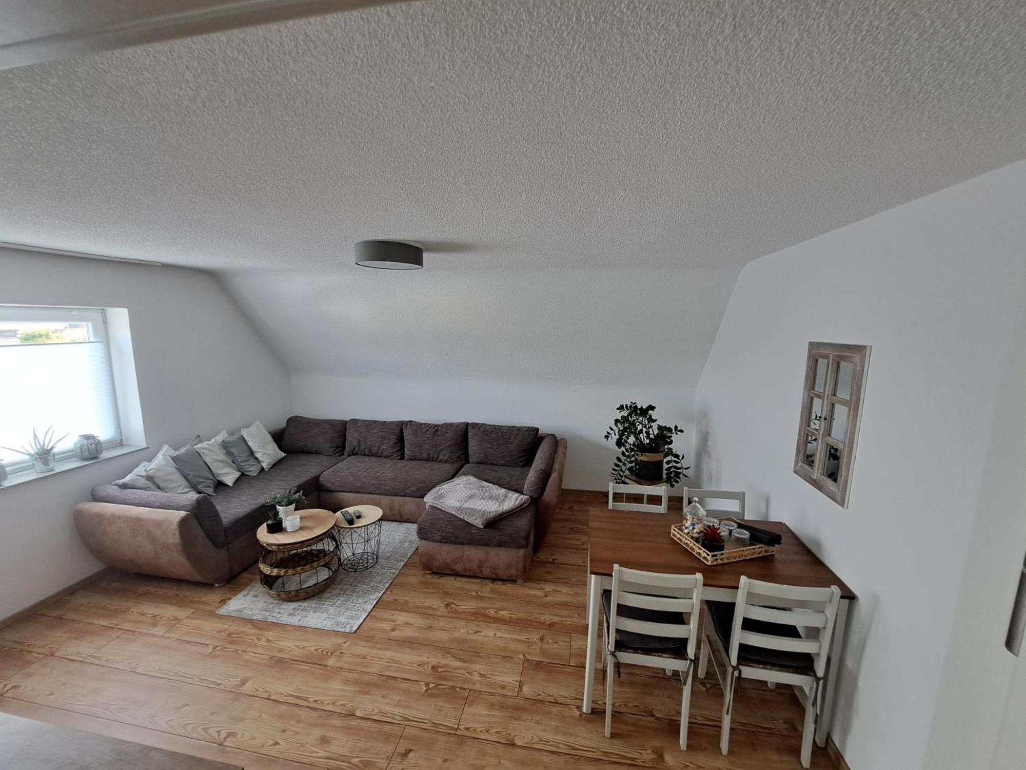 Wunderschoenes 2 Zimmer Apartment Inkl. Parkplatz Asbach  Esterno foto