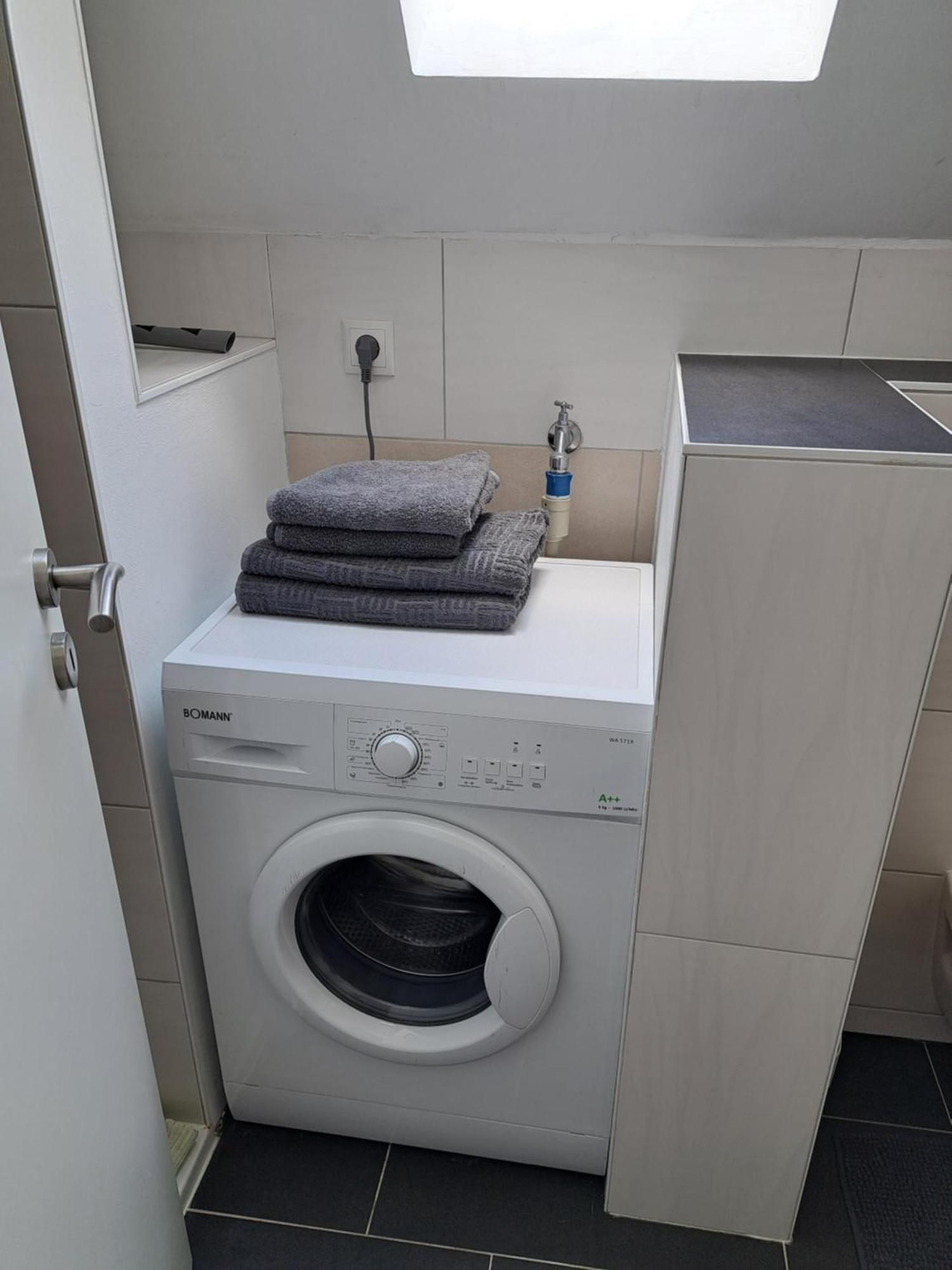 Wunderschoenes 2 Zimmer Apartment Inkl. Parkplatz Asbach  Esterno foto