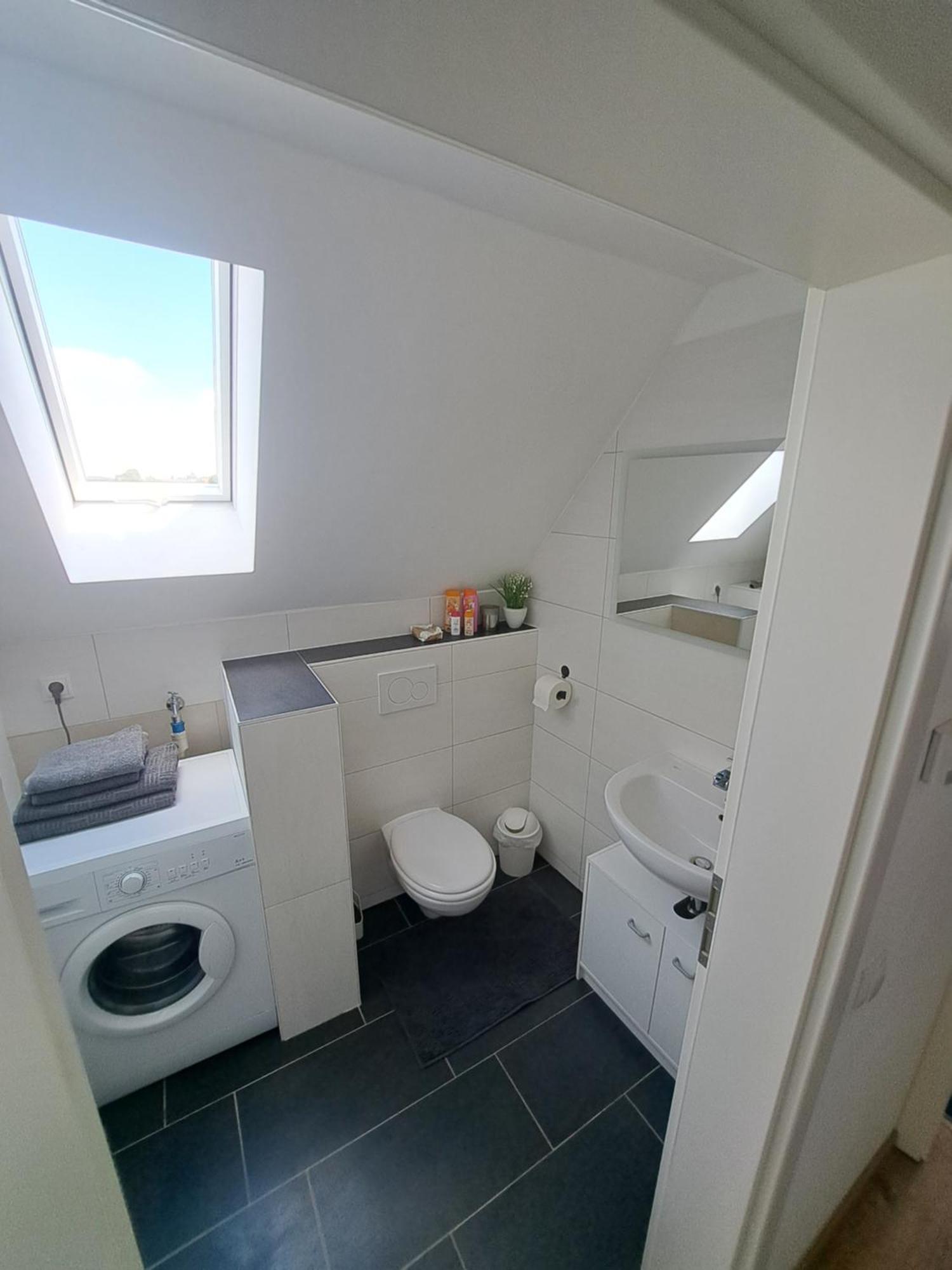 Wunderschoenes 2 Zimmer Apartment Inkl. Parkplatz Asbach  Esterno foto